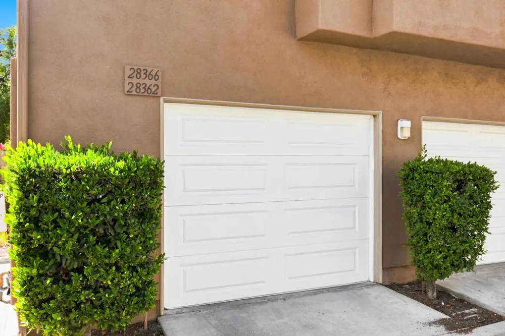 28362 Pueblo Drive Lake Forest, CA 92679
