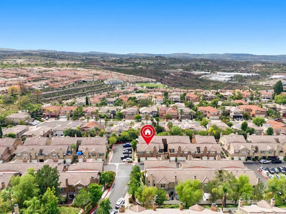 28362 Pueblo Drive Lake Forest, CA 92679