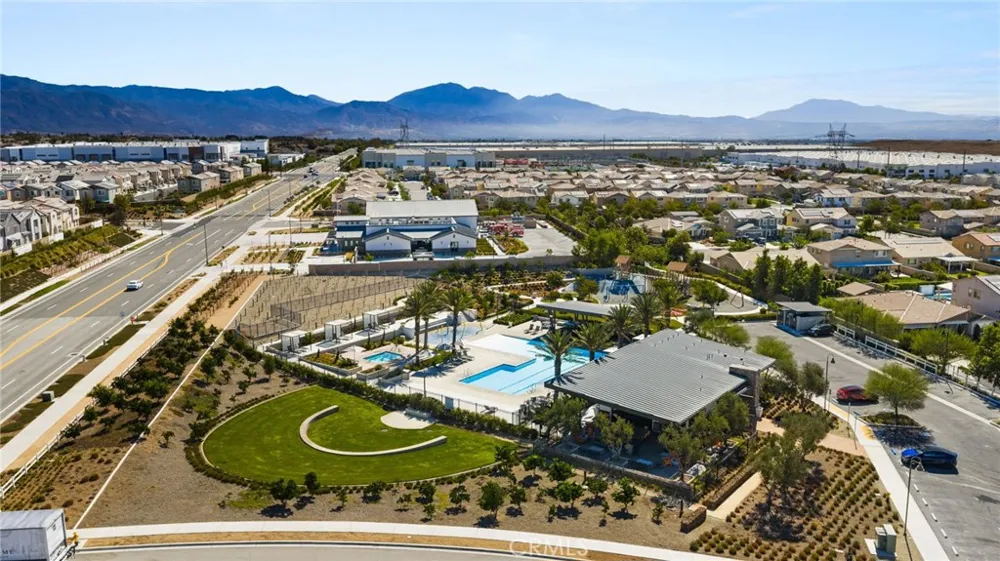 16502 Casa Grande Avenue #426 Fontana, CA 92336
