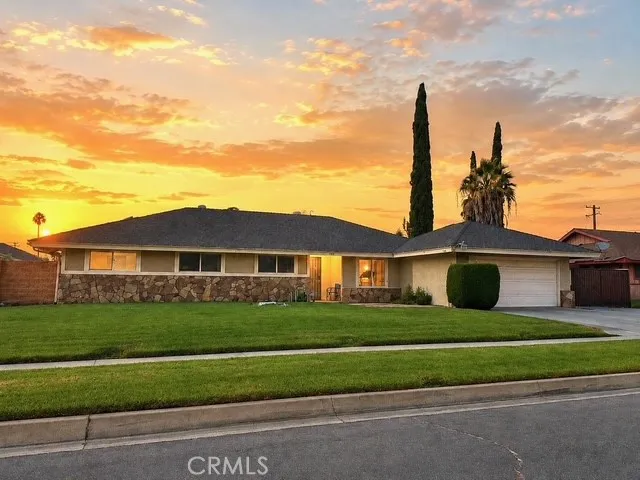 1570 Pine Rialto, CA 92376