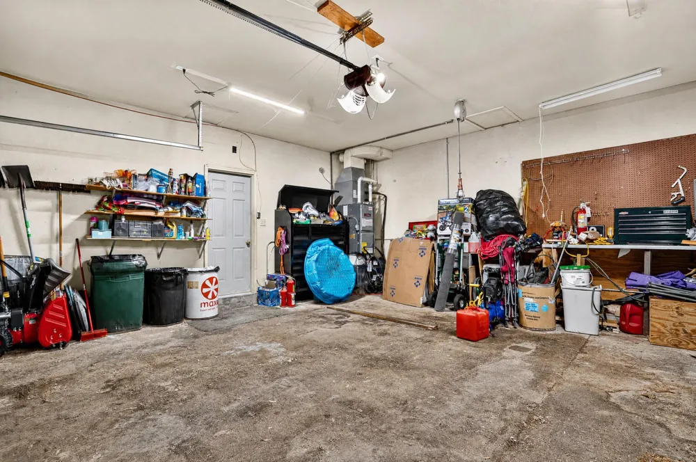 7620 Division Drive Battle Creek, MI 49014