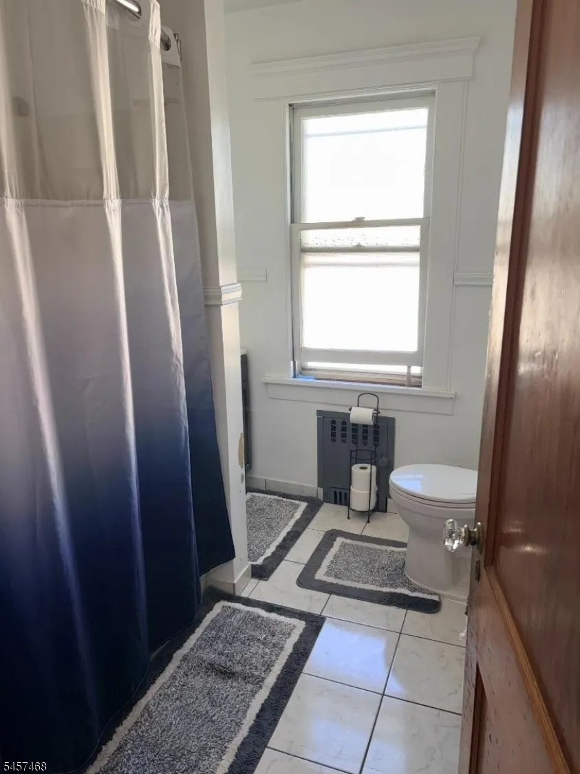 56 Norwood St Haledon, NJ 07508