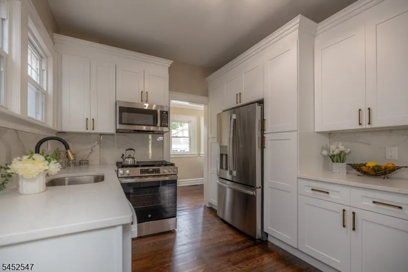 159 Vermont Ave Newark City, NJ 07106