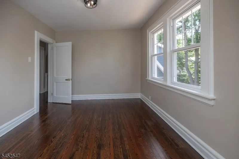 159 Vermont Ave Newark City, NJ 07106