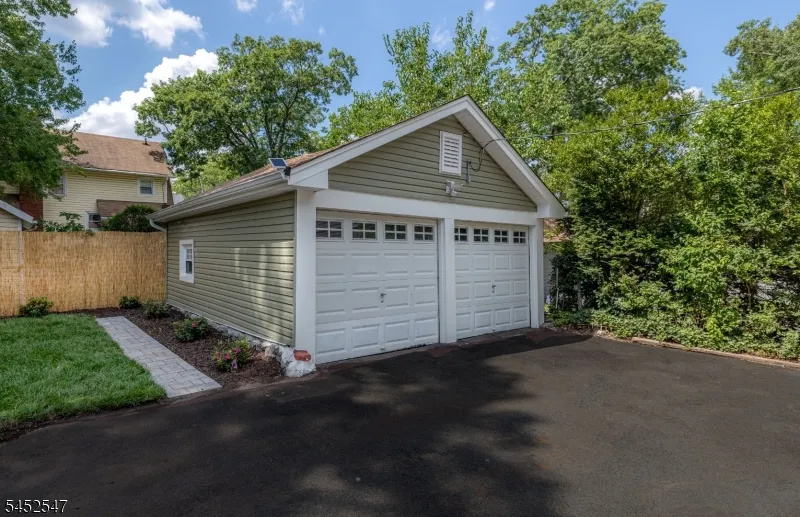 159 Vermont Ave Newark City, NJ 07106