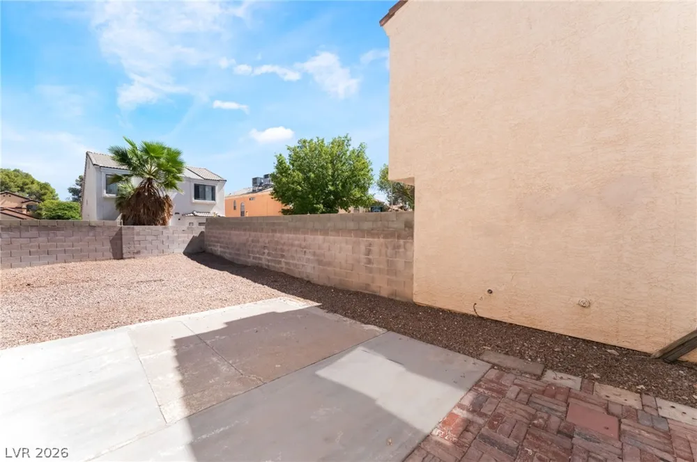 3645 Veneer Lane Las Vegas, NV 89108