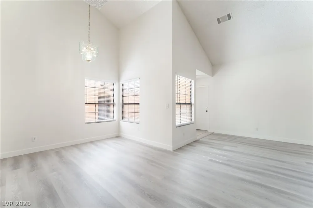 3645 Veneer Lane Las Vegas, NV 89108