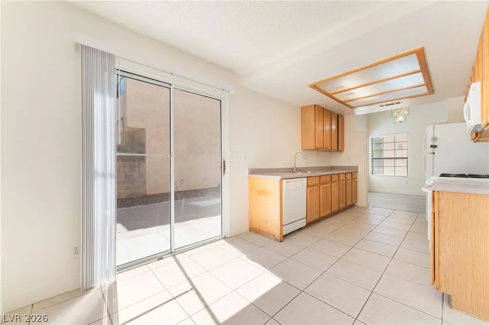 3645 Veneer Lane Las Vegas, NV 89108