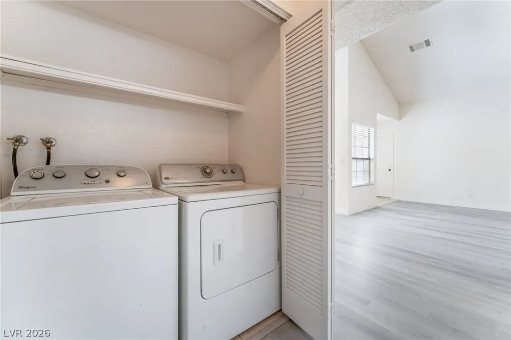 3645 Veneer Lane Las Vegas, NV 89108