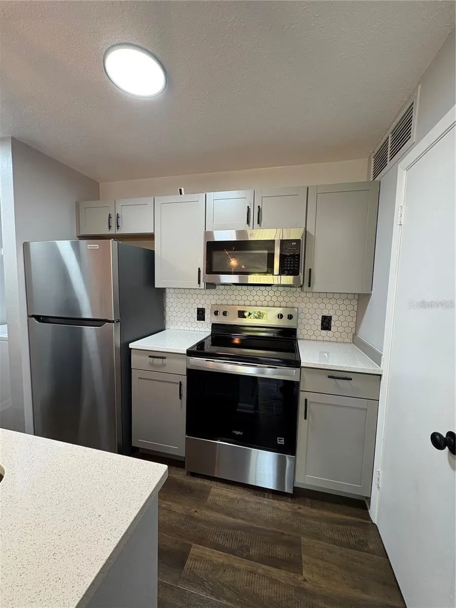 465 FORESTWAY CIRCLE #307 Altamonte Springs, FL 32701