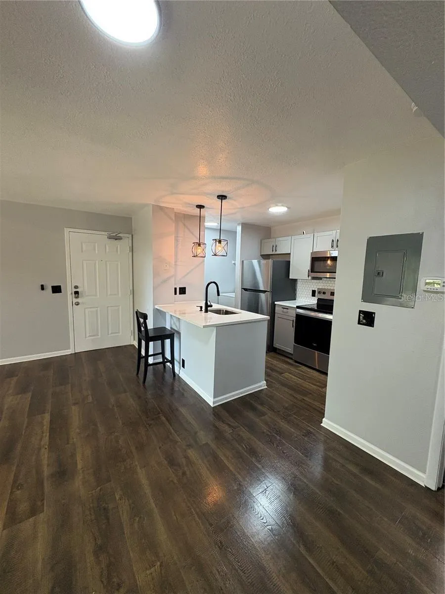465 FORESTWAY CIRCLE #307 Altamonte Springs, FL 32701