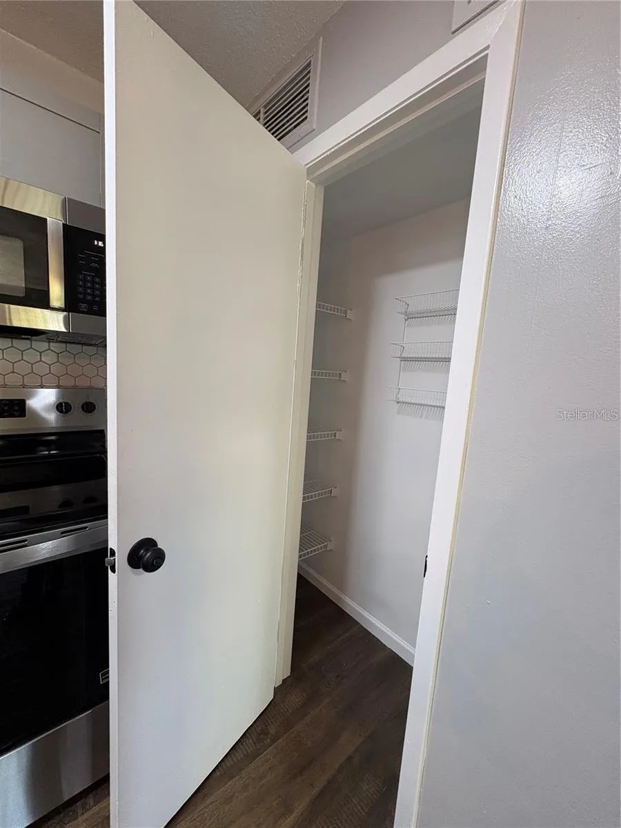 465 FORESTWAY CIRCLE #307 Altamonte Springs, FL 32701
