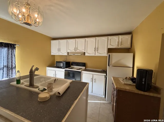 3888 CROSS CREEK DR Eagle Pass, TX 78852