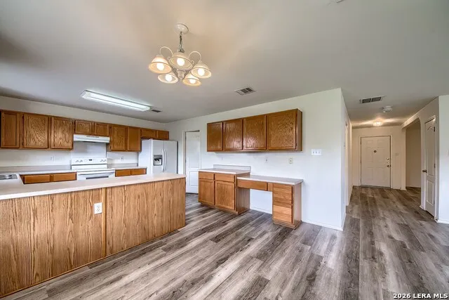 638 Granite Cliff San Antonio, TX 78251