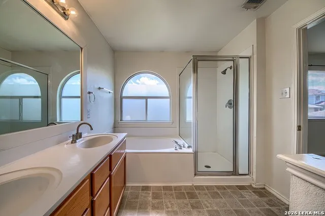 638 Granite Cliff San Antonio, TX 78251