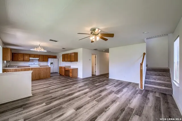 638 Granite Cliff San Antonio, TX 78251
