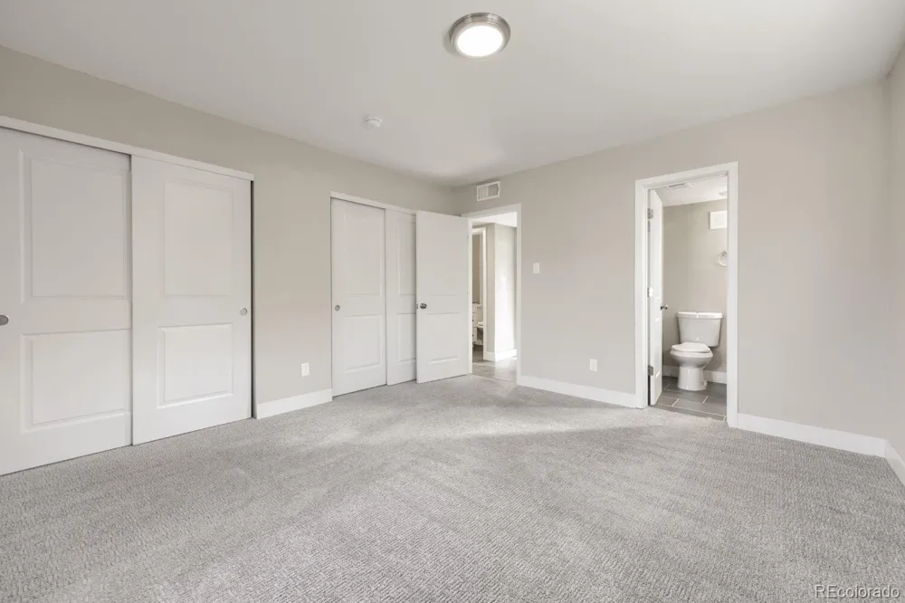 831 Tucson Street Aurora, CO 80011