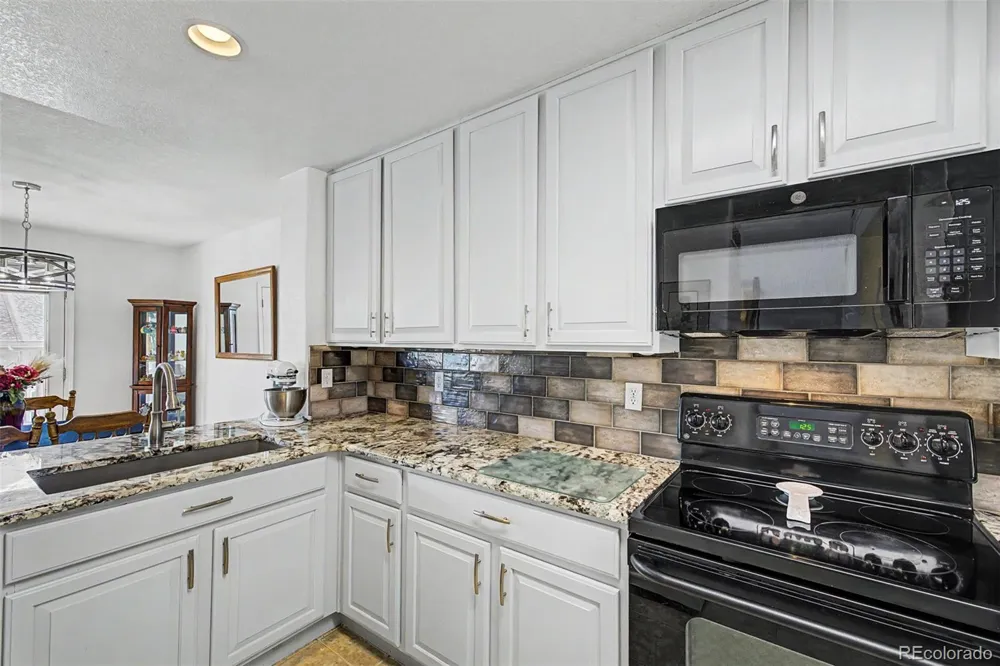21965 E Irish Drive Aurora, CO 80016