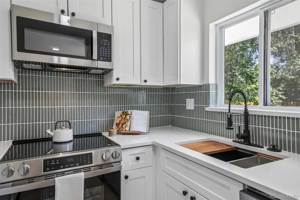 1160 S Glencoe Street Denver, CO 80246