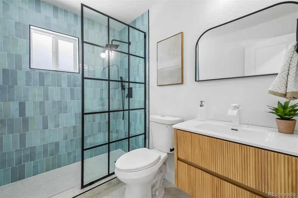 1160 S Glencoe Street Denver, CO 80246