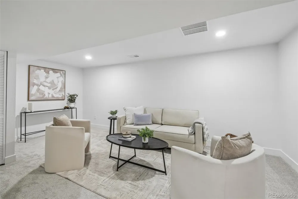 1160 S Glencoe Street Denver, CO 80246