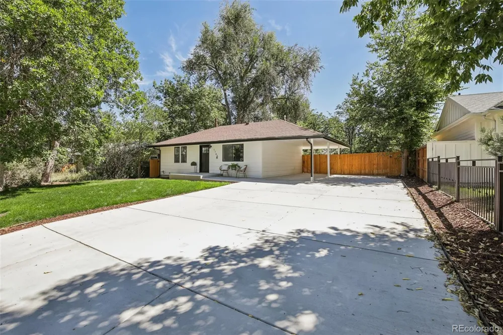 1160 S Glencoe Street Denver, CO 80246