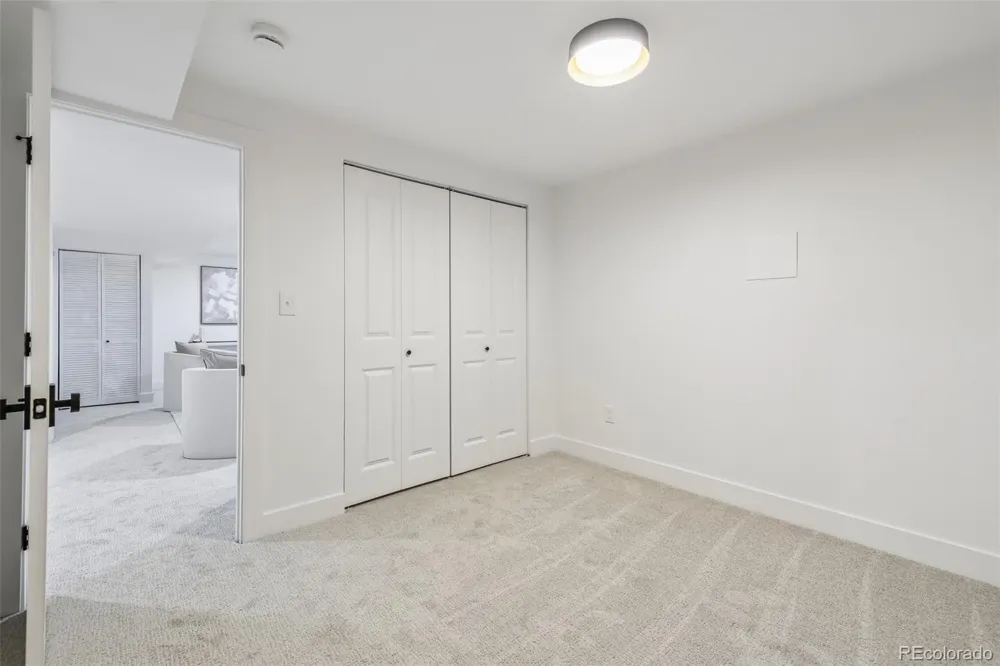 1160 S Glencoe Street Denver, CO 80246