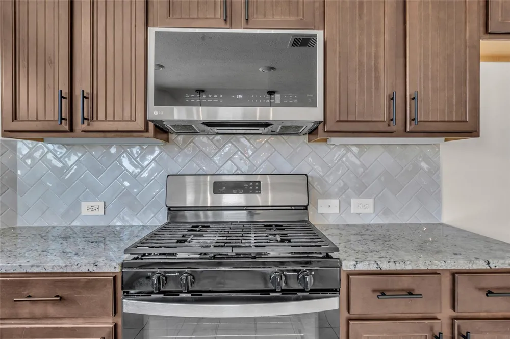 21278 Harbor Shore Drive Cypress, TX 77433