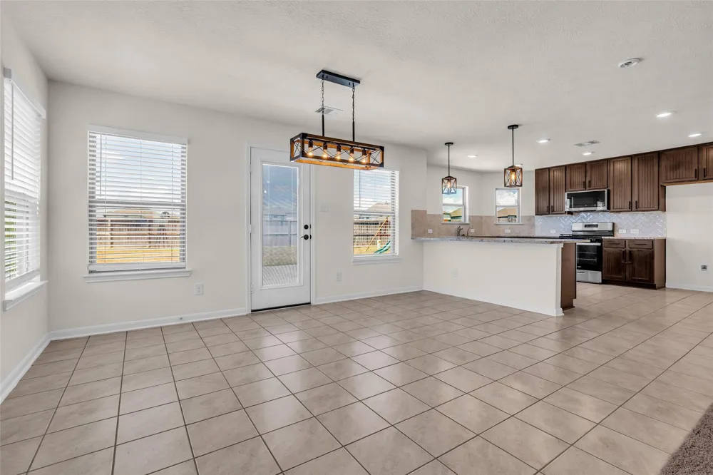 21278 Harbor Shore Drive Cypress, TX 77433