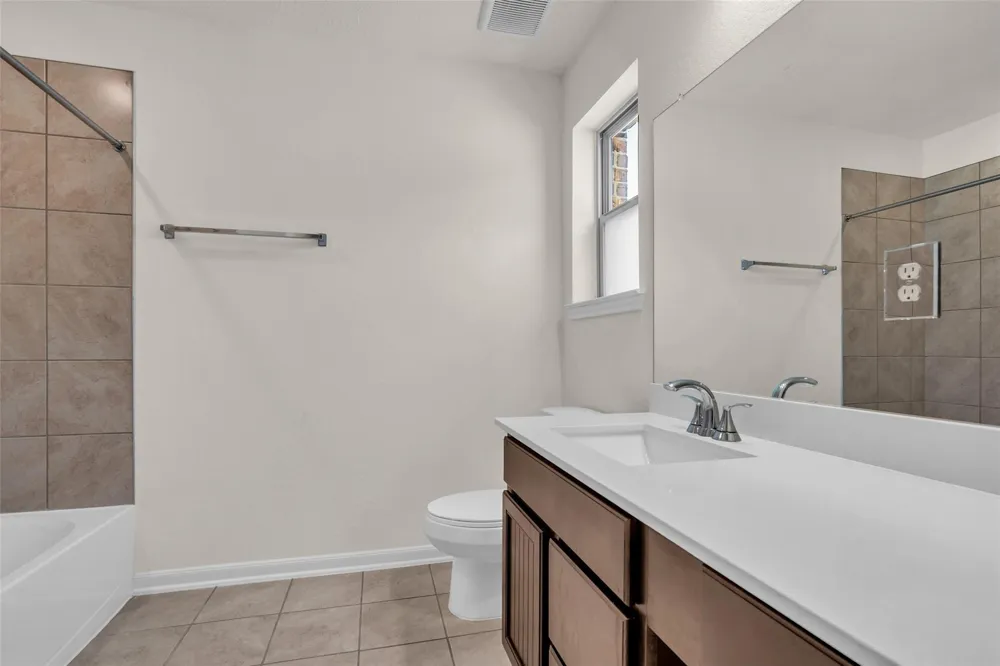 21278 Harbor Shore Drive Cypress, TX 77433