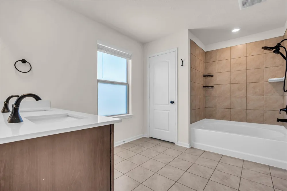 21278 Harbor Shore Drive Cypress, TX 77433