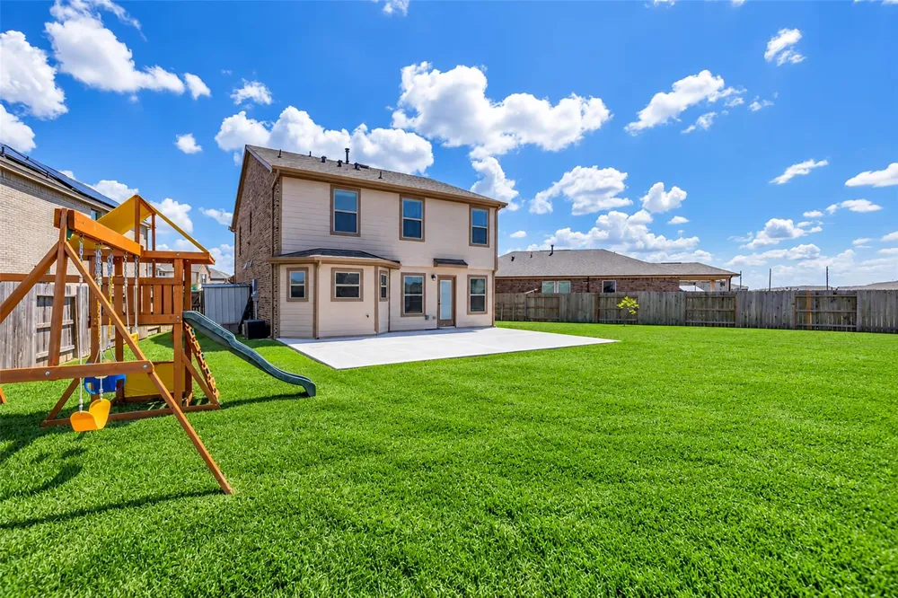 21278 Harbor Shore Drive Cypress, TX 77433
