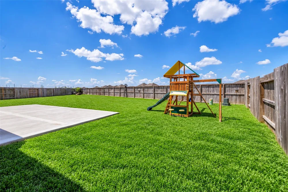 21278 Harbor Shore Drive Cypress, TX 77433