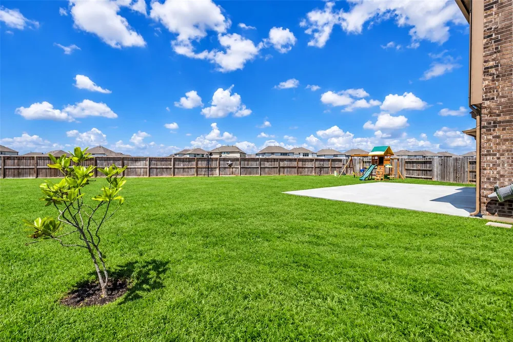 21278 Harbor Shore Drive Cypress, TX 77433