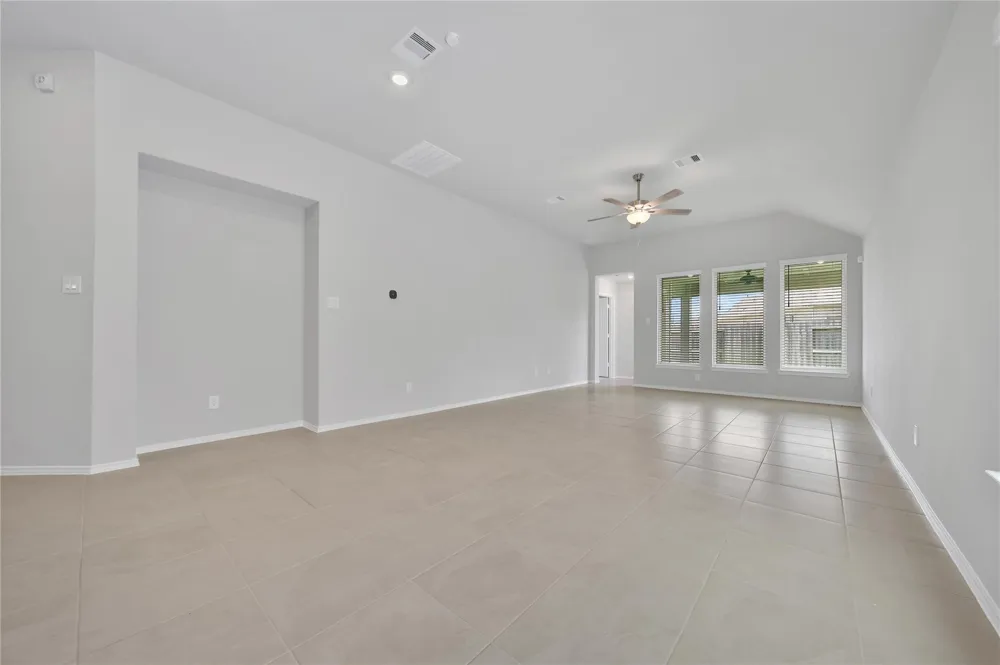 1326 Lakeside Creek Magnolia, TX 77354