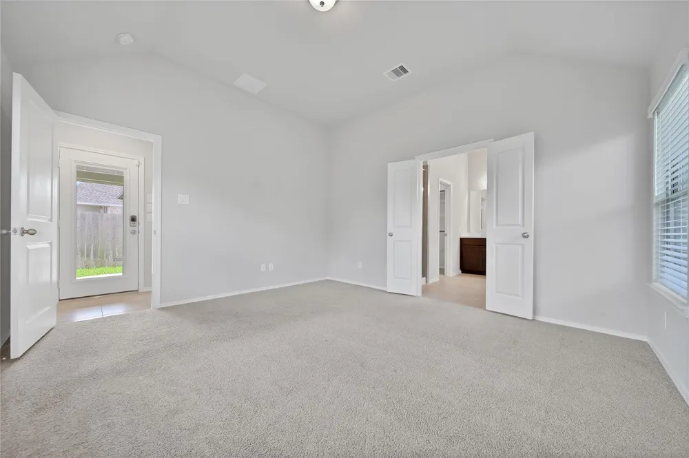 1326 Lakeside Creek Magnolia, TX 77354