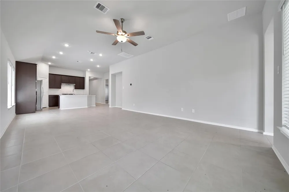 1326 Lakeside Creek Magnolia, TX 77354