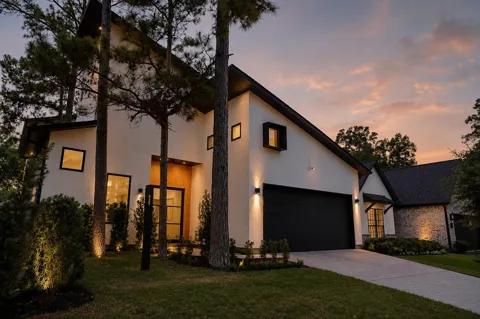 36 Winthrop Harbor S