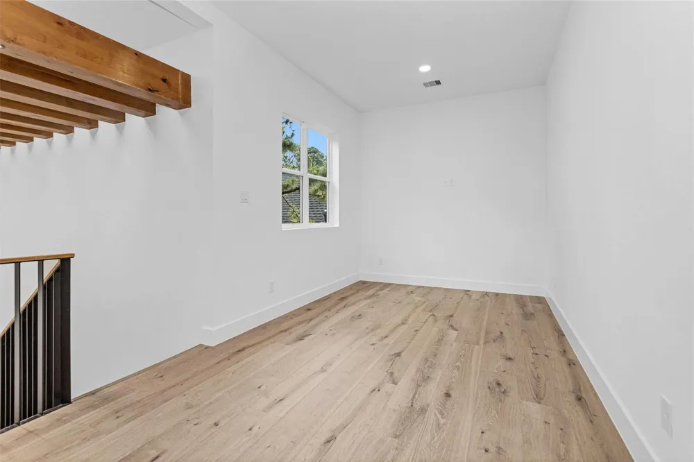 36 Winthrop Harbor S Montgomery, TX 77356
