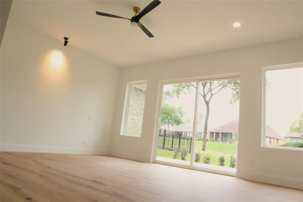 36 Winthrop Harbor S Montgomery, TX 77356