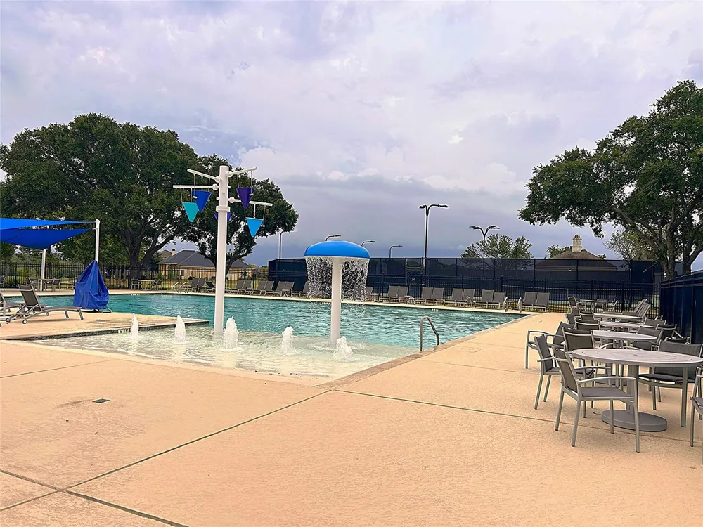 36 Winthrop Harbor S Montgomery, TX 77356