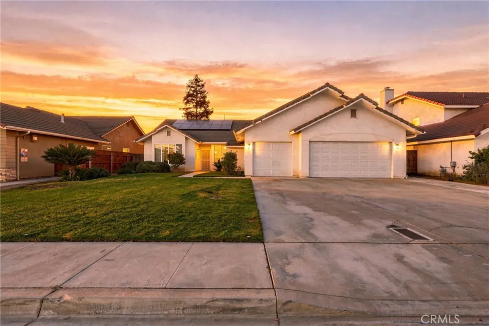 1601 Eaton Dinuba, CA 93618