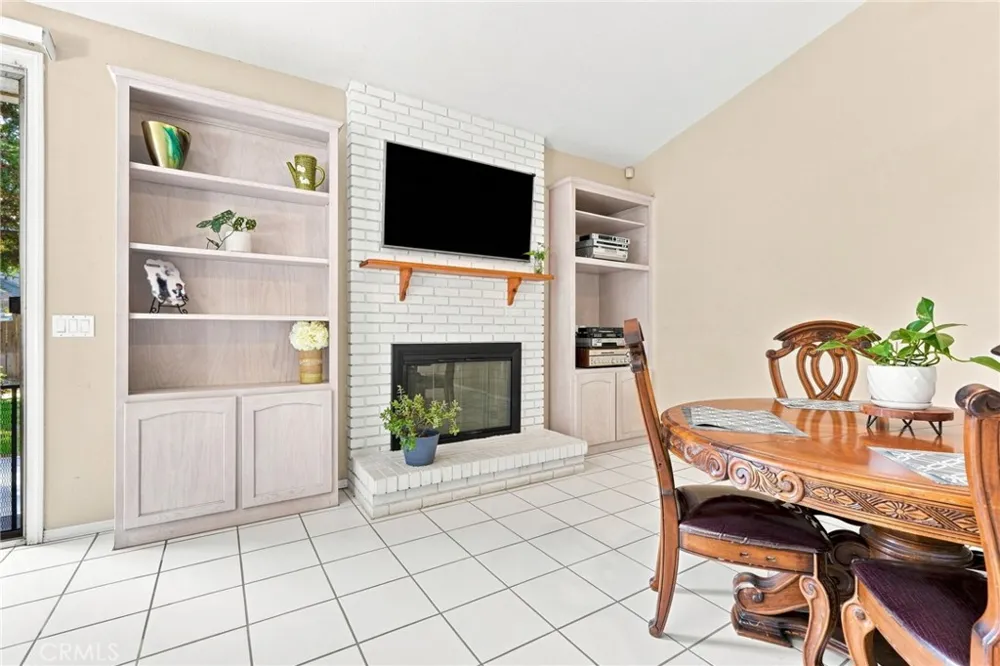 1601 Eaton Dinuba, CA 93618