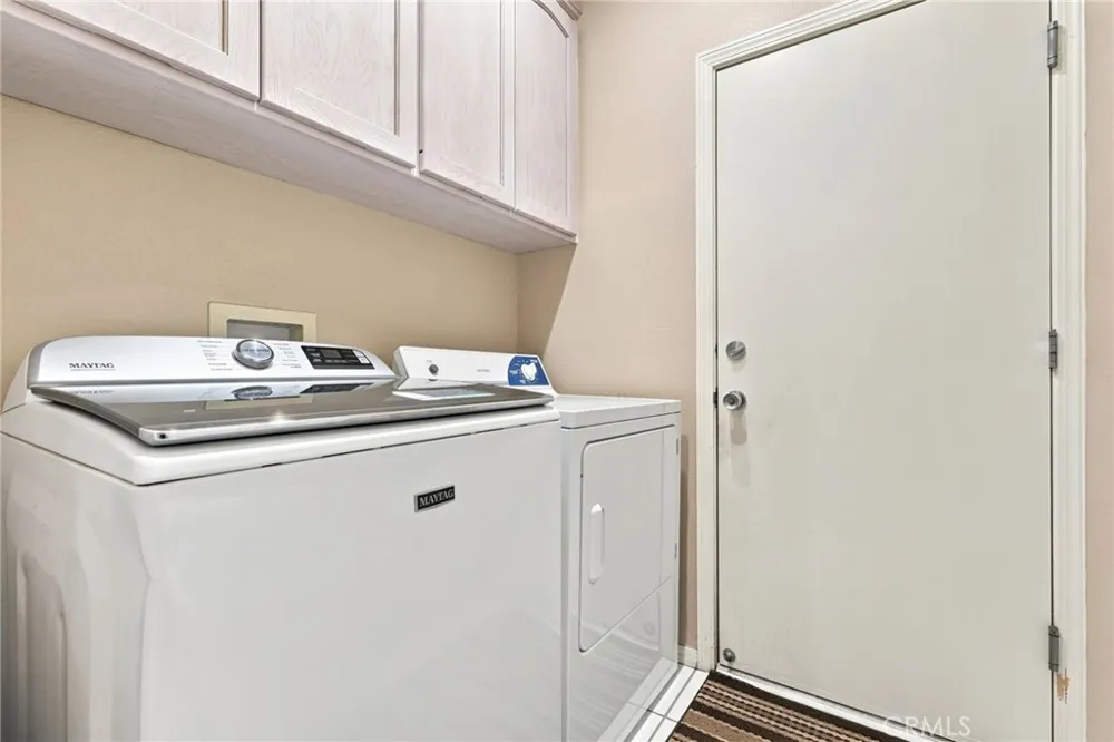 1601 Eaton Dinuba, CA 93618