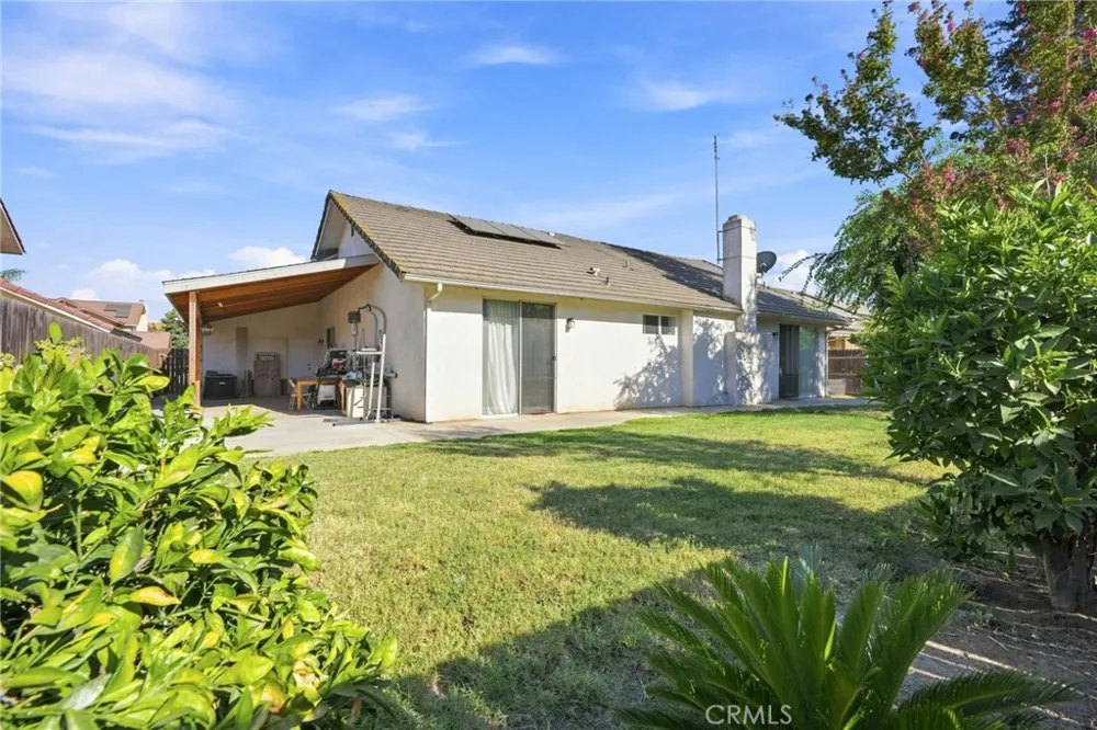 1601 Eaton Dinuba, CA 93618