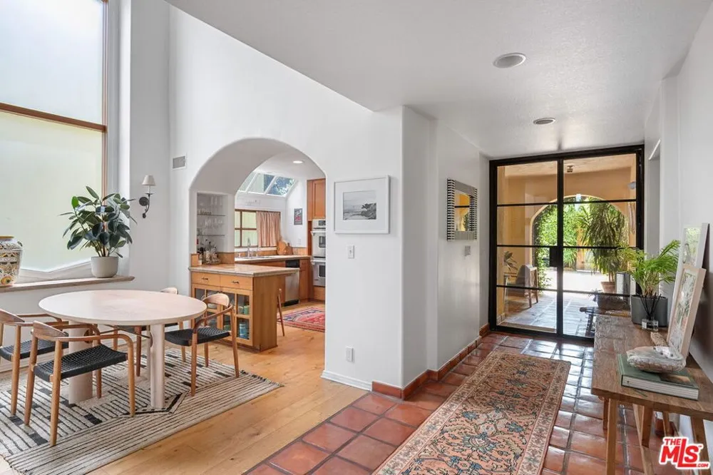 4370 Hillview Dr Malibu, CA 90265