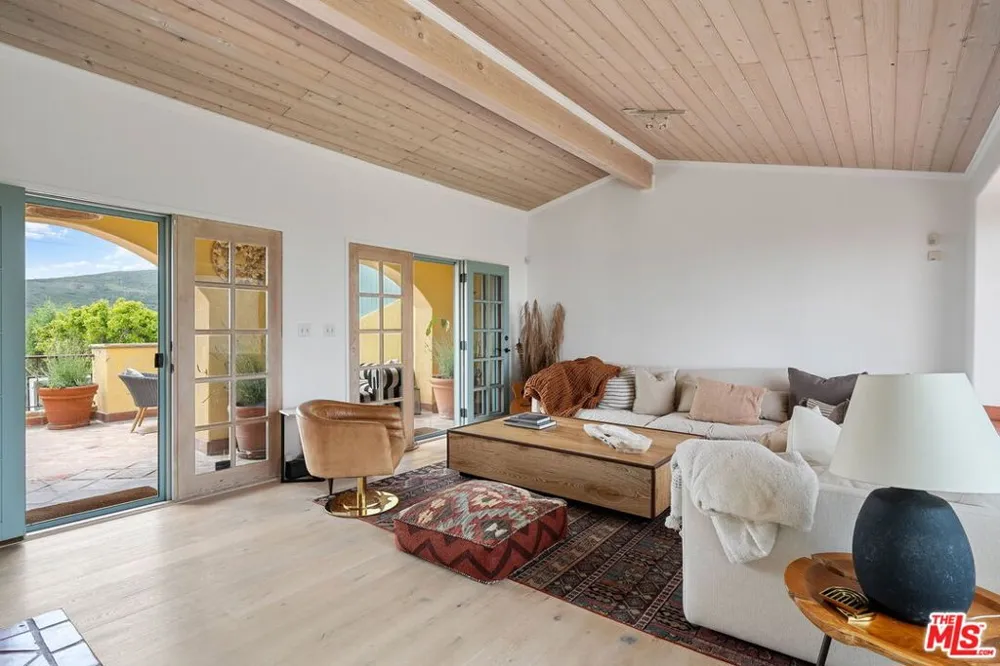 4370 Hillview Dr Malibu, CA 90265