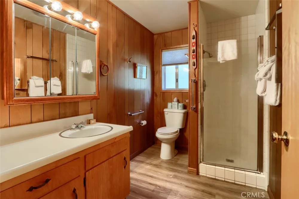 8067 Chilnualna Falls Road Wawona, CA 95389