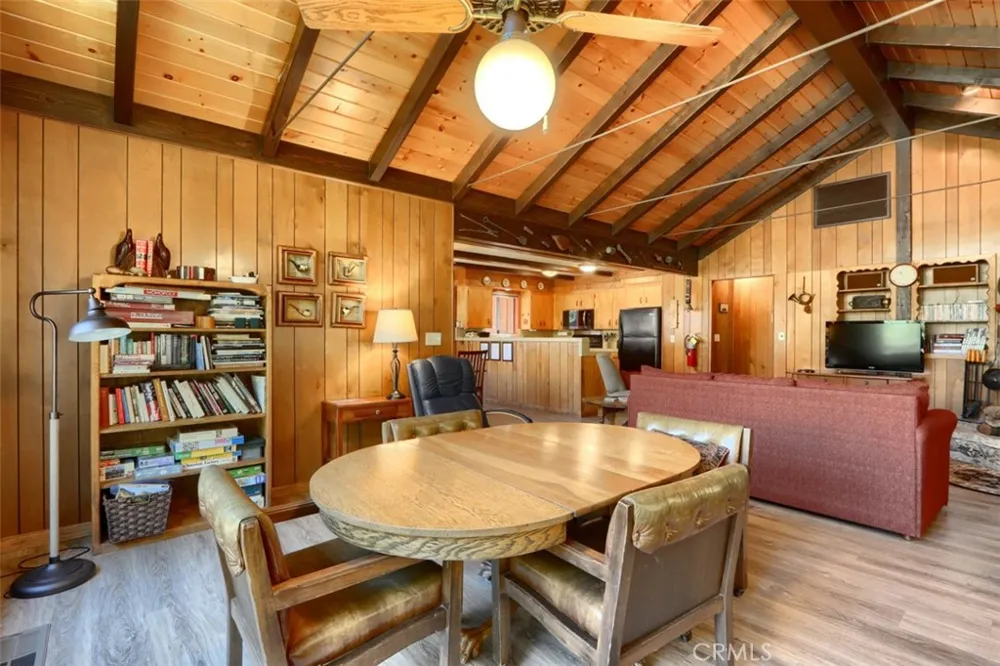 8067 Chilnualna Falls Road Wawona, CA 95389