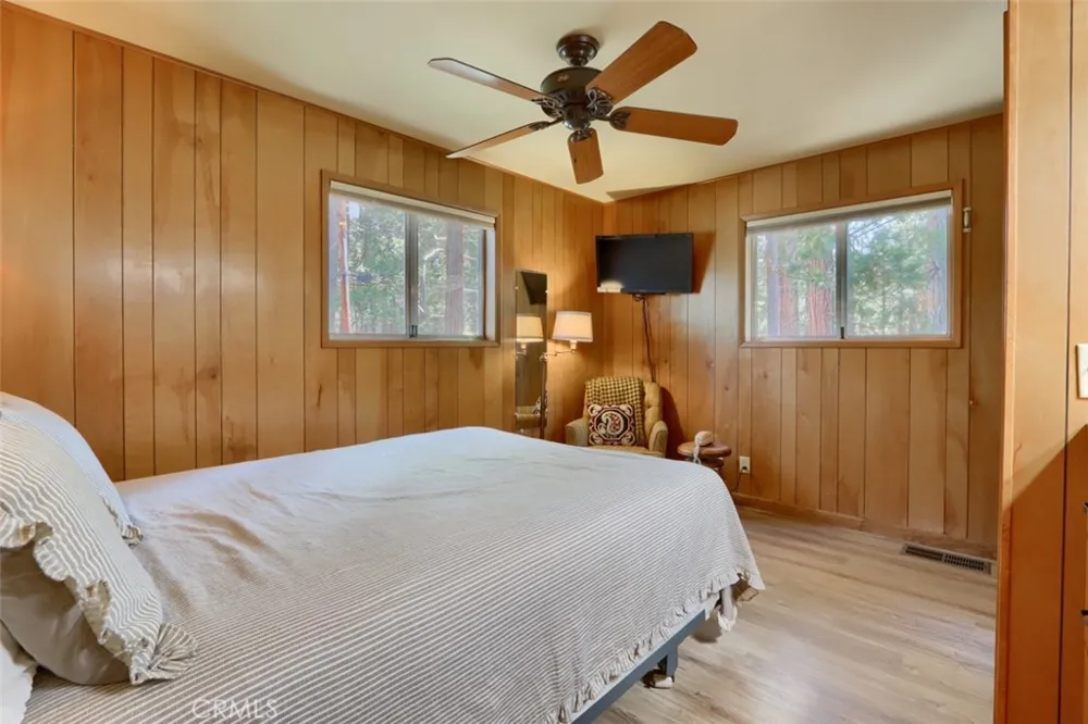 8067 Chilnualna Falls Road Wawona, CA 95389